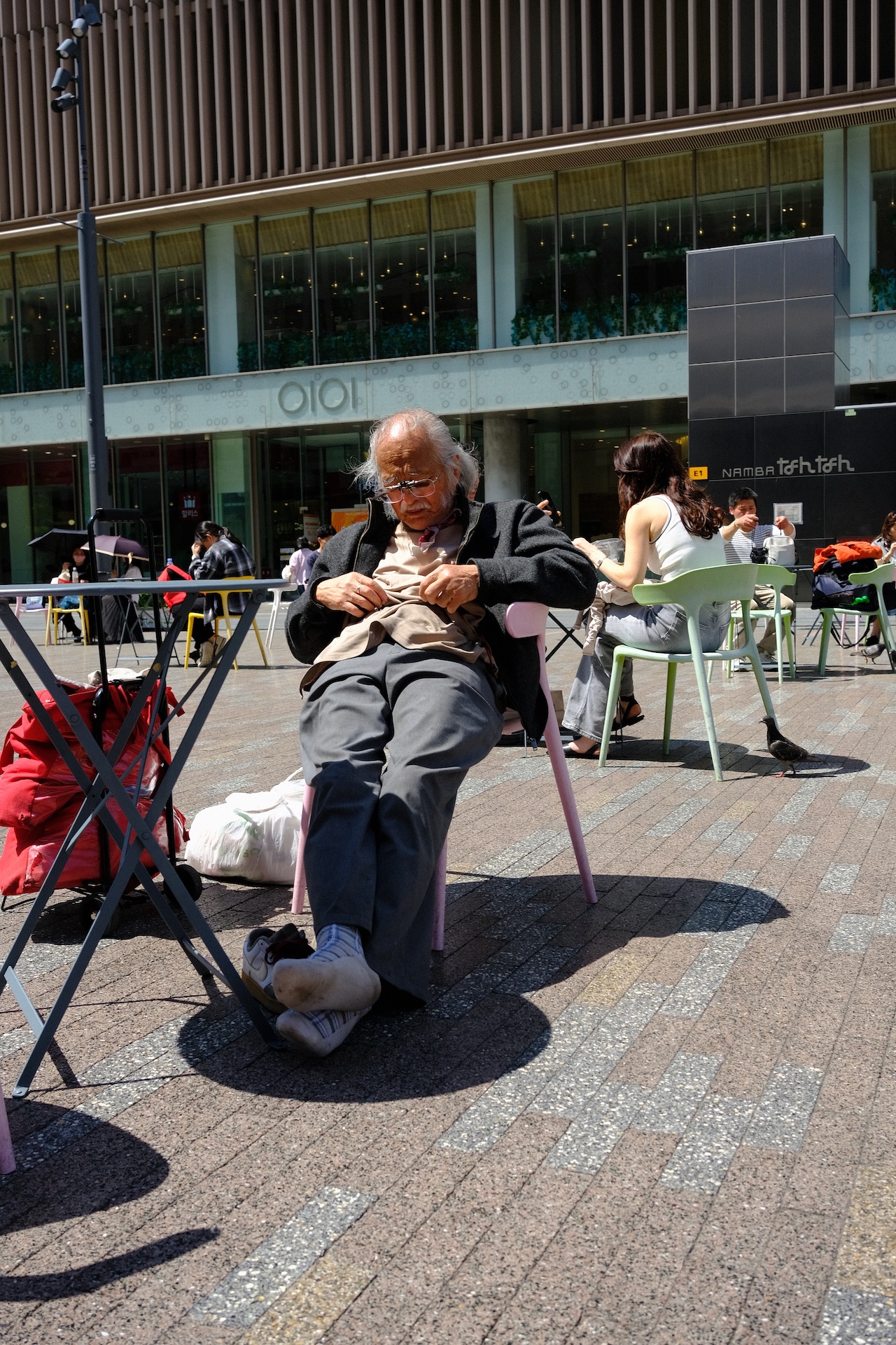 Osaka — frame 04