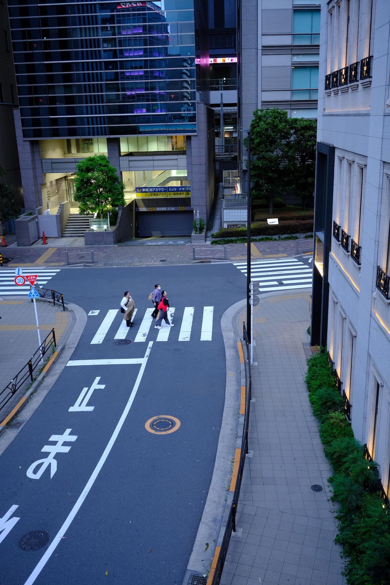 Tokyo — frame 22